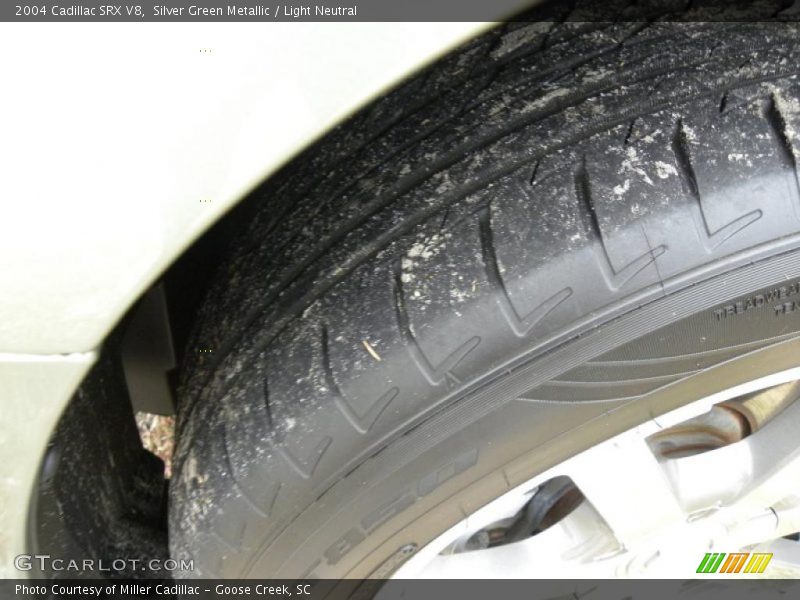Silver Green Metallic / Light Neutral 2004 Cadillac SRX V8