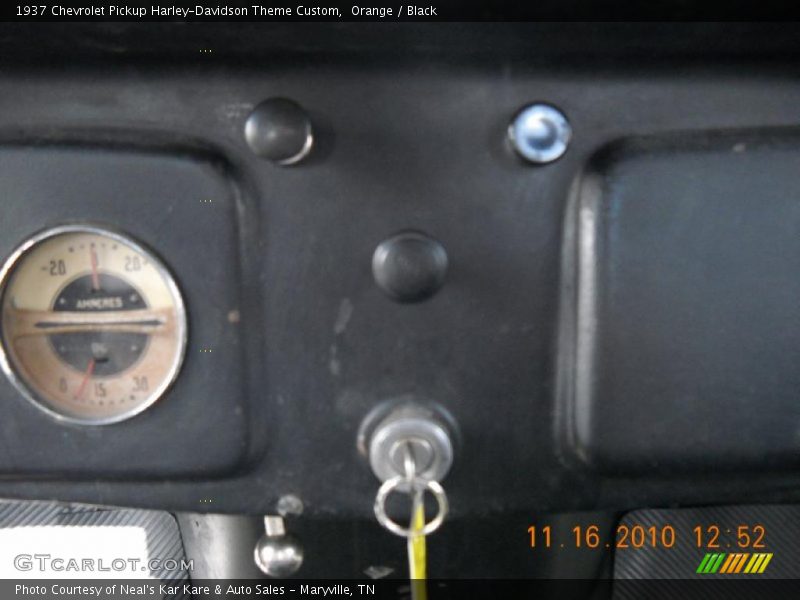Controls of 1937 Pickup Harley-Davidson Theme Custom