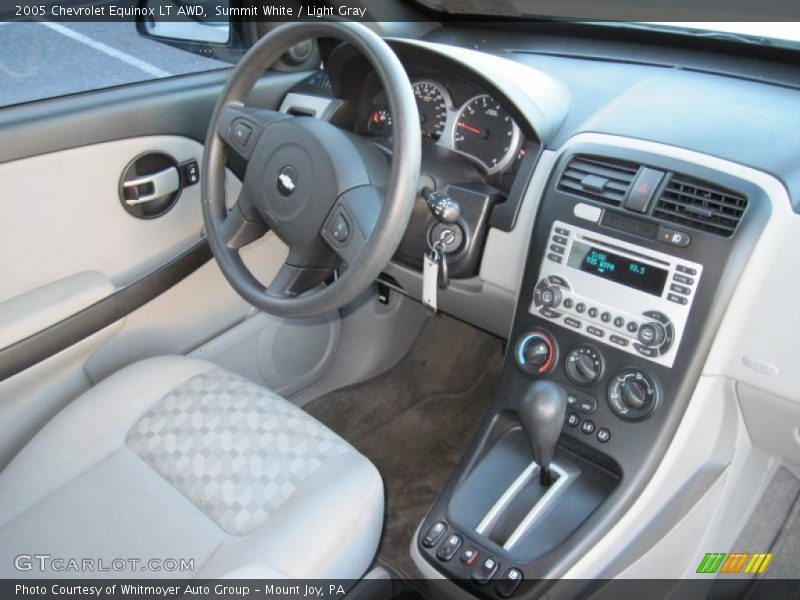 Summit White / Light Gray 2005 Chevrolet Equinox LT AWD