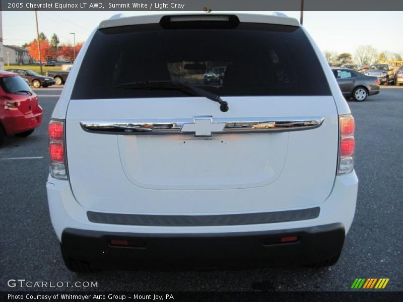Summit White / Light Gray 2005 Chevrolet Equinox LT AWD