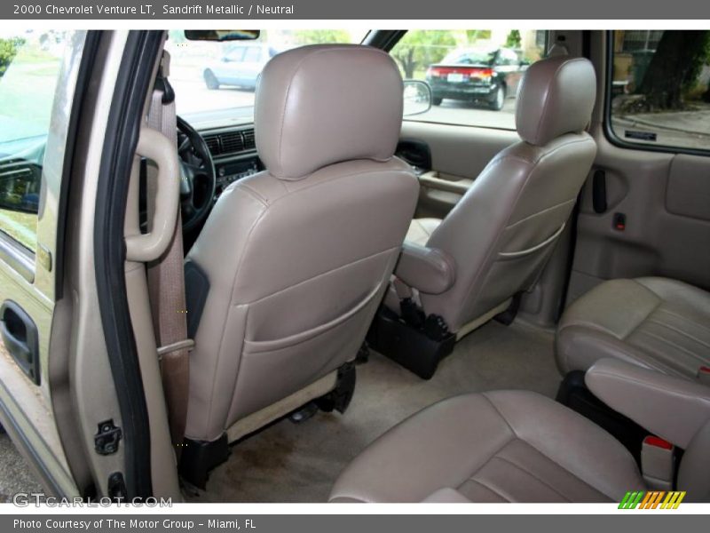  2000 Venture LT Neutral Interior