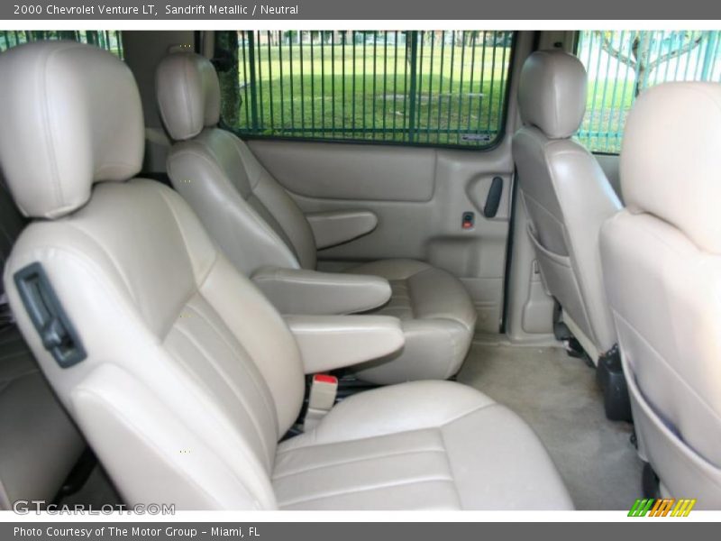  2000 Venture LT Neutral Interior