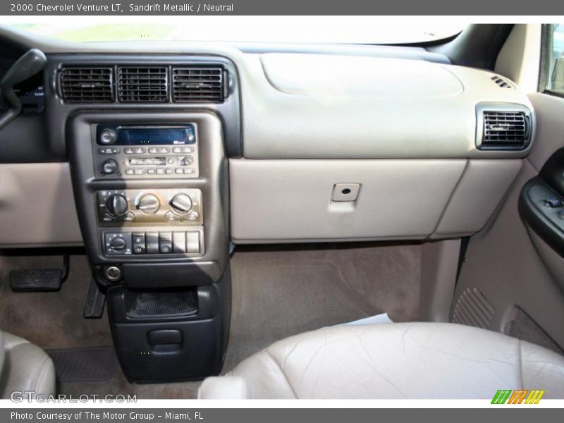Sandrift Metallic / Neutral 2000 Chevrolet Venture LT