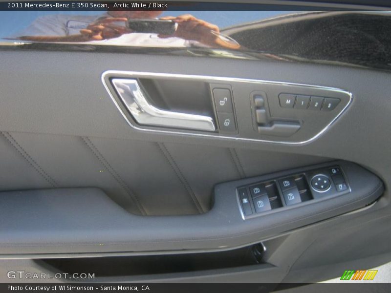 Arctic White / Black 2011 Mercedes-Benz E 350 Sedan
