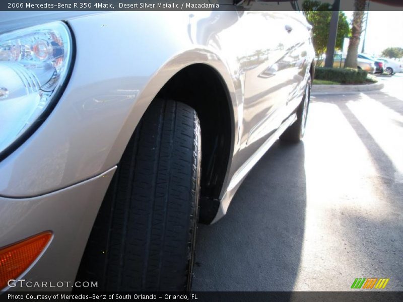 Desert Silver Metallic / Macadamia 2006 Mercedes-Benz R 350 4Matic