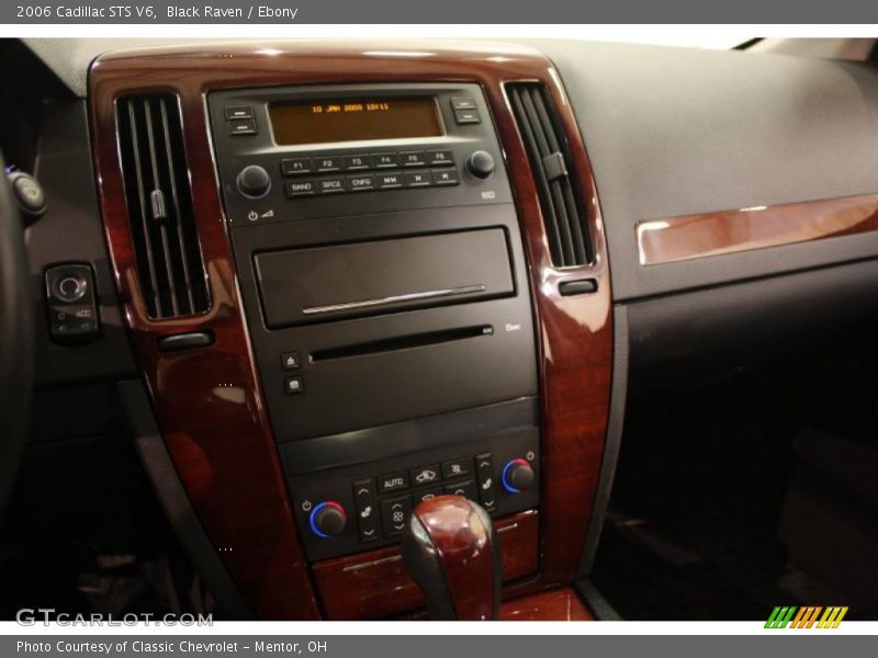 Black Raven / Ebony 2006 Cadillac STS V6
