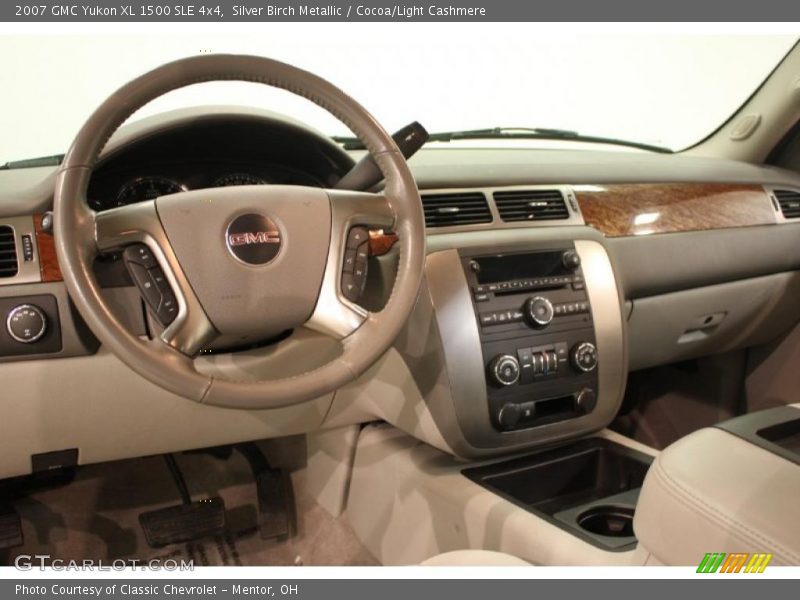 Silver Birch Metallic / Cocoa/Light Cashmere 2007 GMC Yukon XL 1500 SLE 4x4