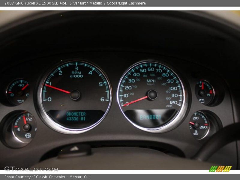 Silver Birch Metallic / Cocoa/Light Cashmere 2007 GMC Yukon XL 1500 SLE 4x4