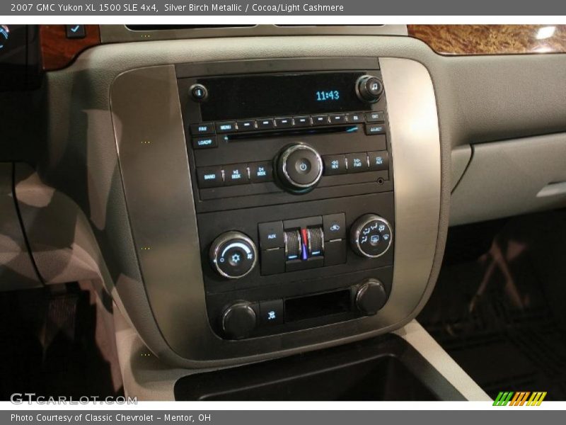 Silver Birch Metallic / Cocoa/Light Cashmere 2007 GMC Yukon XL 1500 SLE 4x4