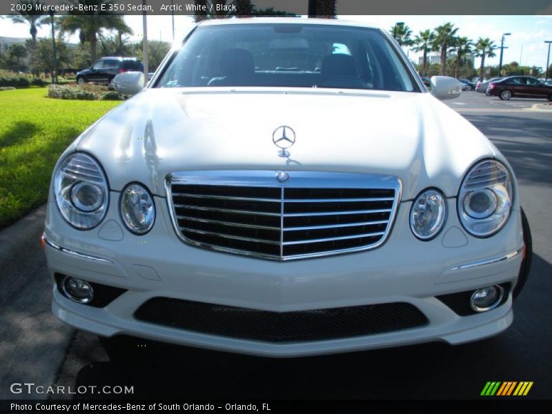 Arctic White / Black 2009 Mercedes-Benz E 350 Sedan