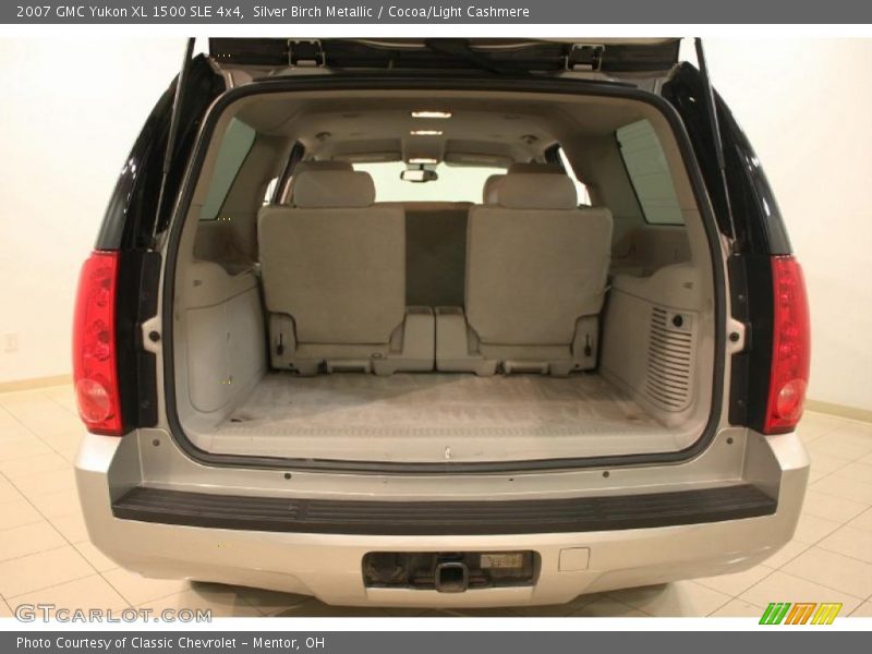 Silver Birch Metallic / Cocoa/Light Cashmere 2007 GMC Yukon XL 1500 SLE 4x4