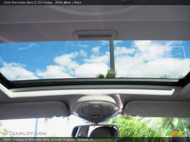 Arctic White / Black 2009 Mercedes-Benz E 350 Sedan