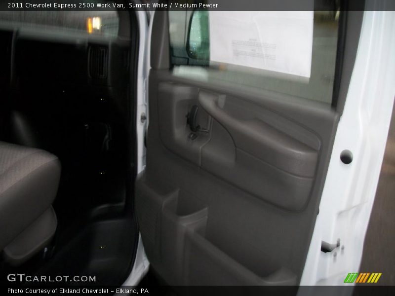 Summit White / Medium Pewter 2011 Chevrolet Express 2500 Work Van