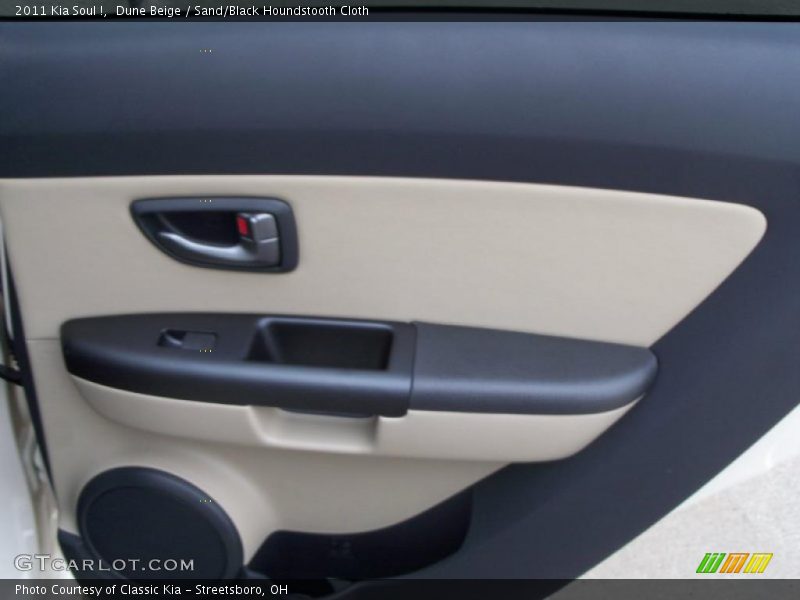 Dune Beige / Sand/Black Houndstooth Cloth 2011 Kia Soul !