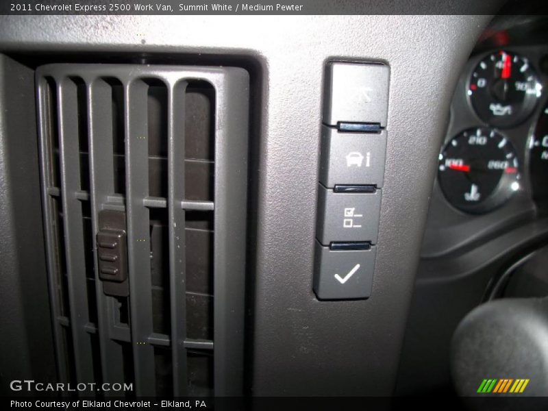 Summit White / Medium Pewter 2011 Chevrolet Express 2500 Work Van