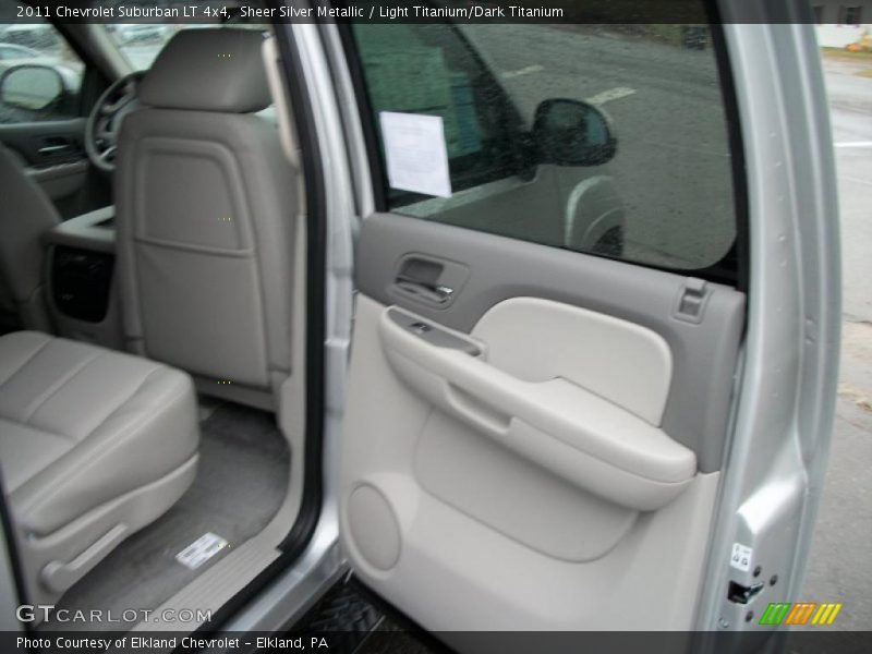 Door Panel of 2011 Suburban LT 4x4