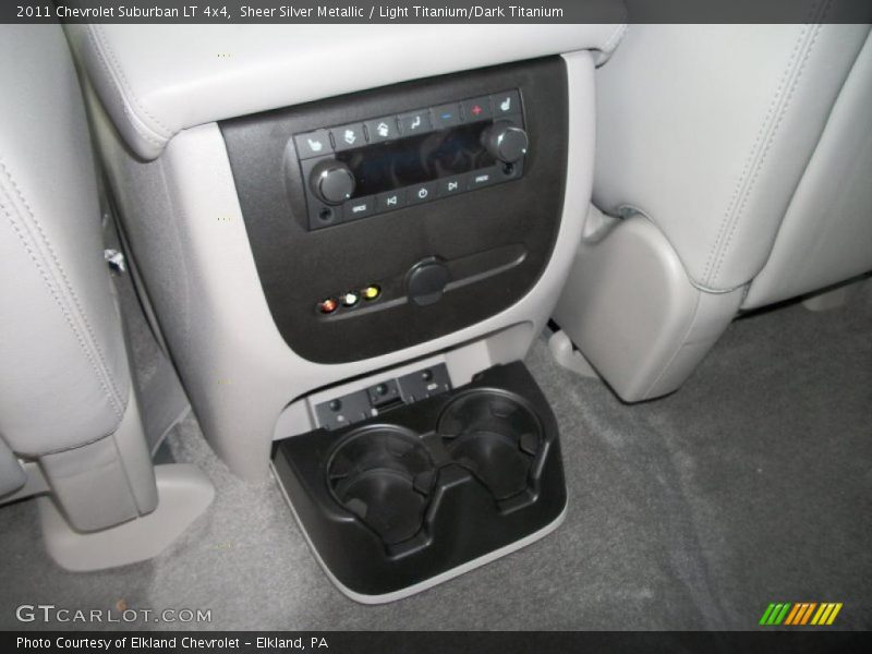 Sheer Silver Metallic / Light Titanium/Dark Titanium 2011 Chevrolet Suburban LT 4x4