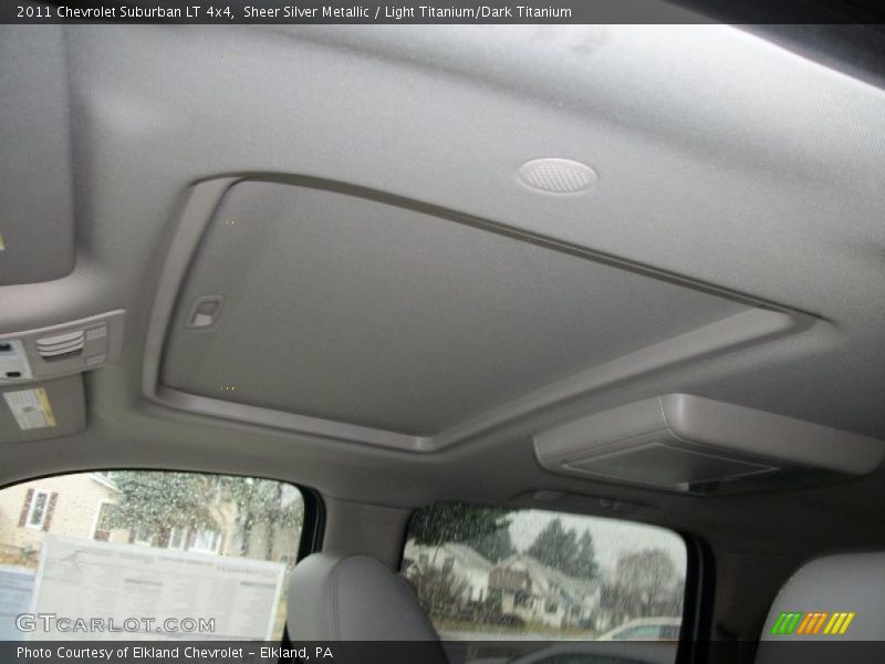 Sheer Silver Metallic / Light Titanium/Dark Titanium 2011 Chevrolet Suburban LT 4x4