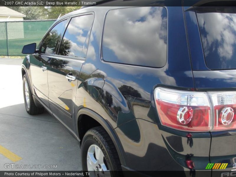 Deep Blue Metallic / Titanium 2007 GMC Acadia SLE