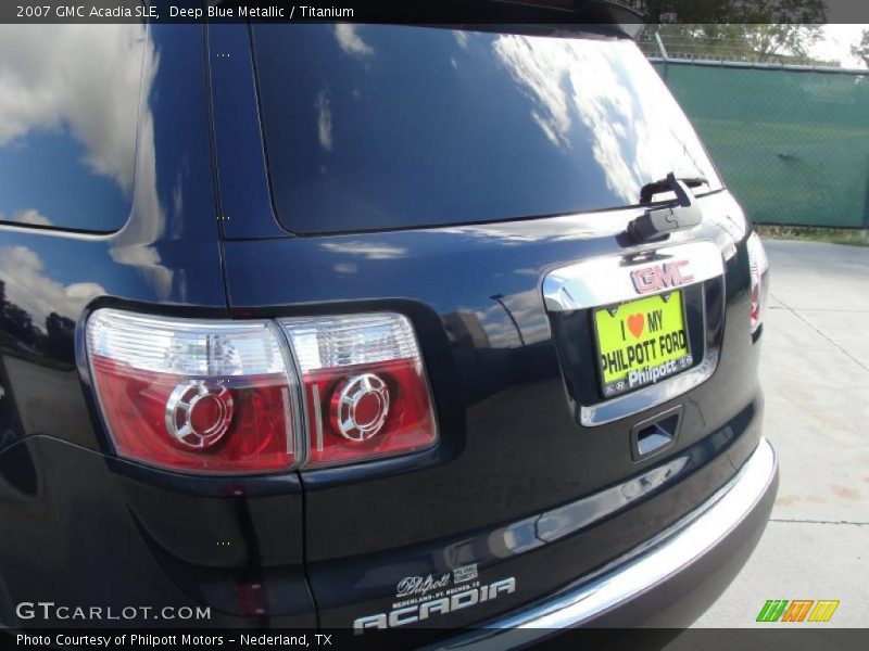 Deep Blue Metallic / Titanium 2007 GMC Acadia SLE