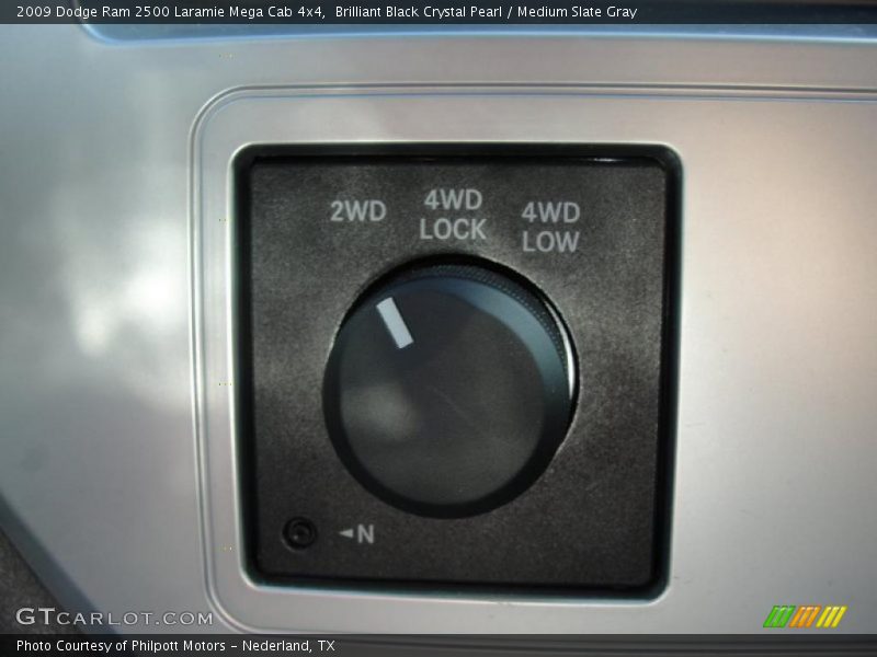 Controls of 2009 Ram 2500 Laramie Mega Cab 4x4