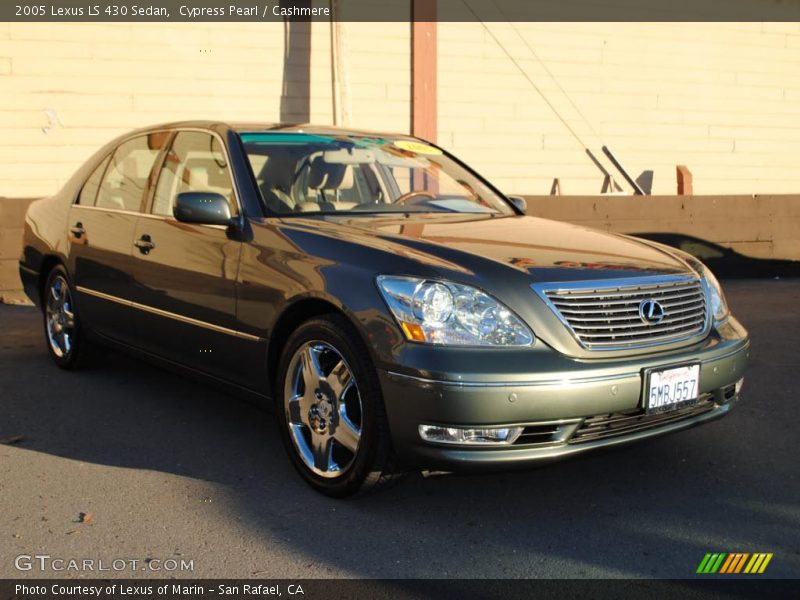 Front 3/4 View of 2005 LS 430 Sedan