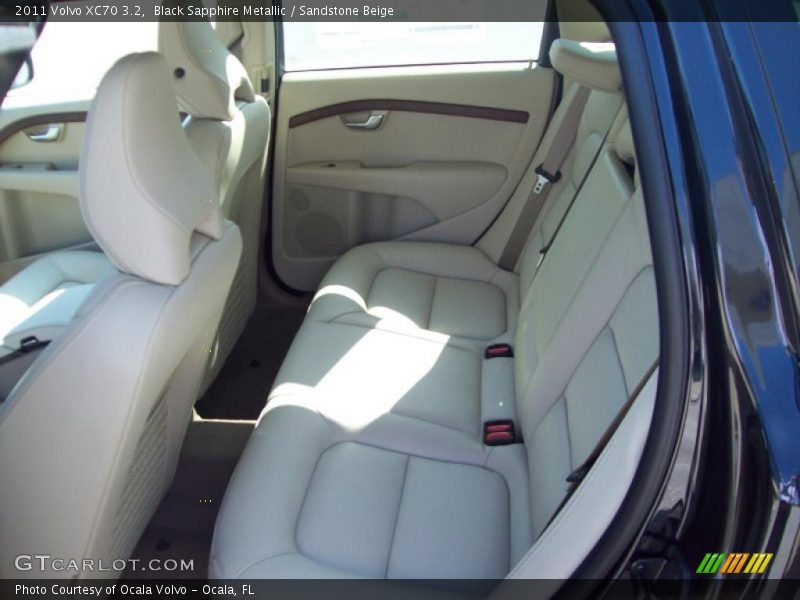 Black Sapphire Metallic / Sandstone Beige 2011 Volvo XC70 3.2