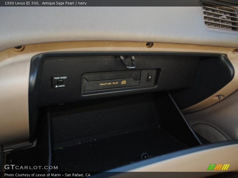 Antique Sage Pearl / Ivory 1999 Lexus ES 300