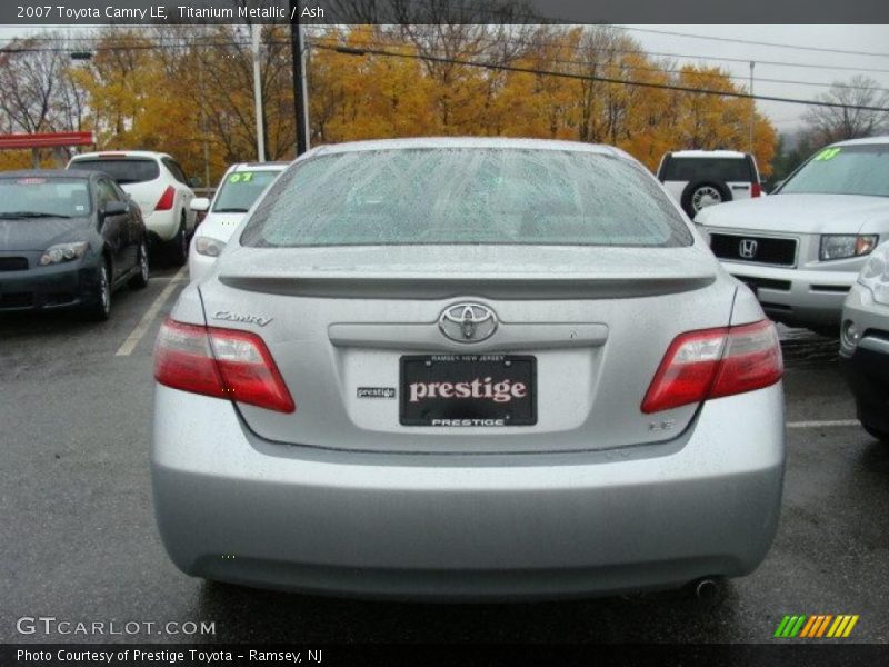 Titanium Metallic / Ash 2007 Toyota Camry LE
