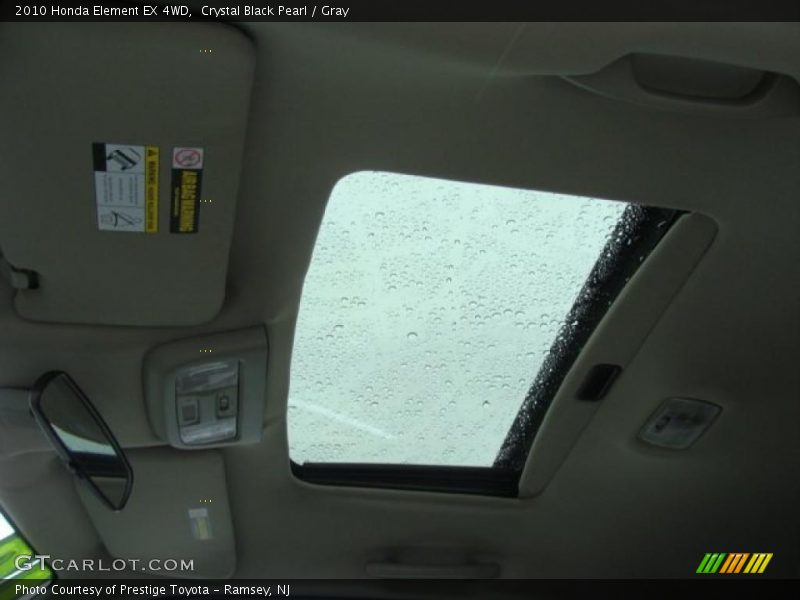 Sunroof of 2010 Element EX 4WD