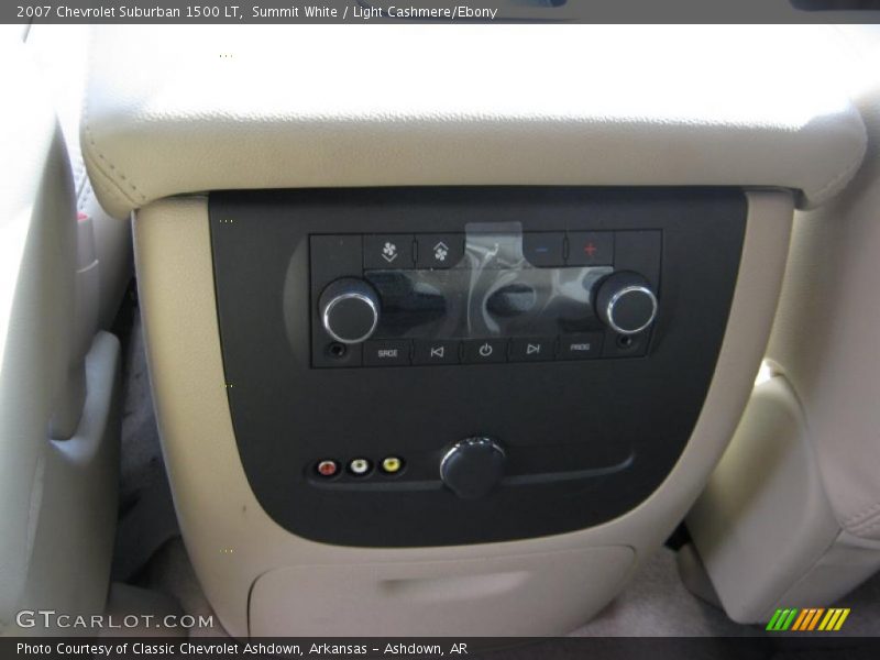 Summit White / Light Cashmere/Ebony 2007 Chevrolet Suburban 1500 LT