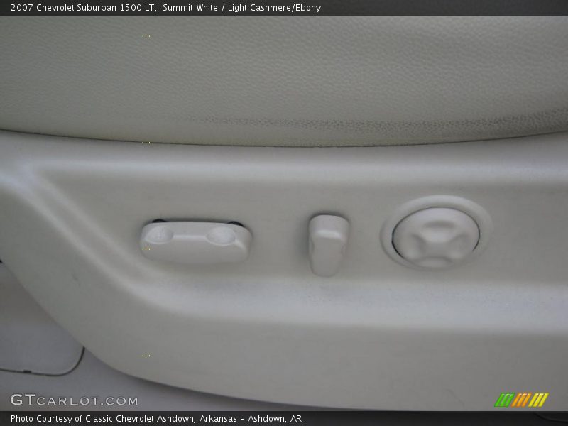 Summit White / Light Cashmere/Ebony 2007 Chevrolet Suburban 1500 LT