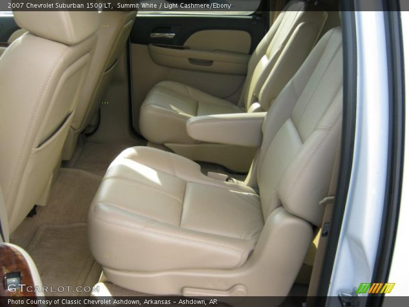 Summit White / Light Cashmere/Ebony 2007 Chevrolet Suburban 1500 LT