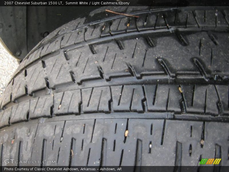 Summit White / Light Cashmere/Ebony 2007 Chevrolet Suburban 1500 LT