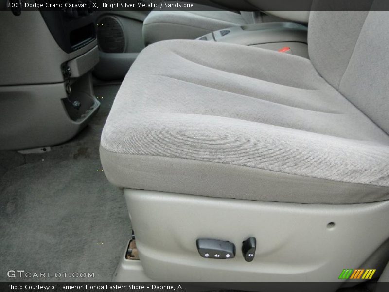 Bright Silver Metallic / Sandstone 2001 Dodge Grand Caravan EX
