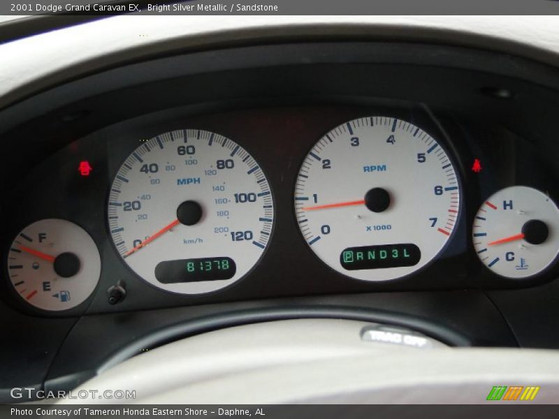 Bright Silver Metallic / Sandstone 2001 Dodge Grand Caravan EX