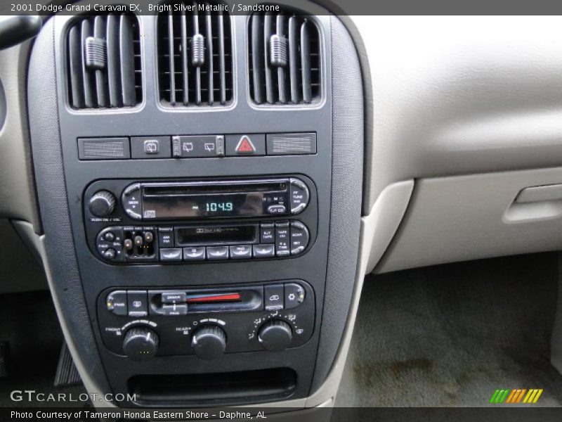 Bright Silver Metallic / Sandstone 2001 Dodge Grand Caravan EX