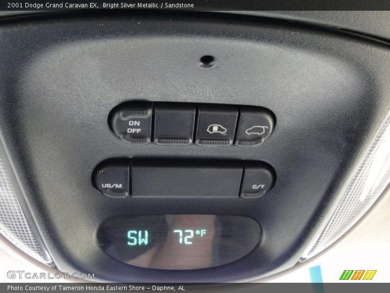 Bright Silver Metallic / Sandstone 2001 Dodge Grand Caravan EX