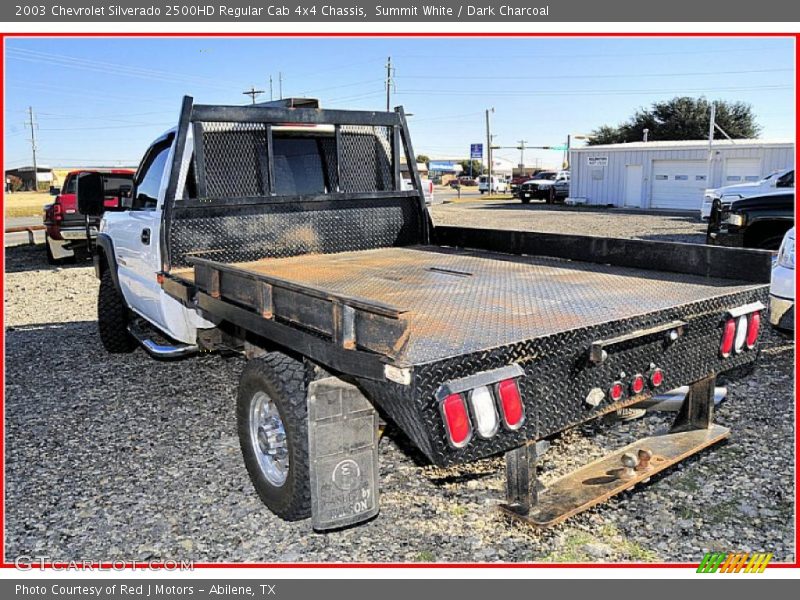 Summit White / Dark Charcoal 2003 Chevrolet Silverado 2500HD Regular Cab 4x4 Chassis