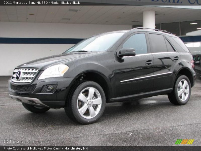 Front 3/4 View of 2011 ML 350 4Matic