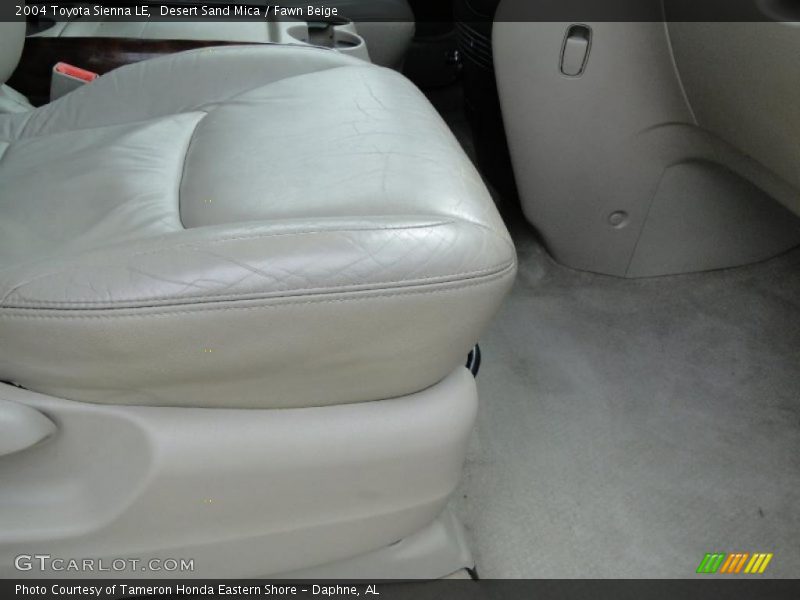 Desert Sand Mica / Fawn Beige 2004 Toyota Sienna LE