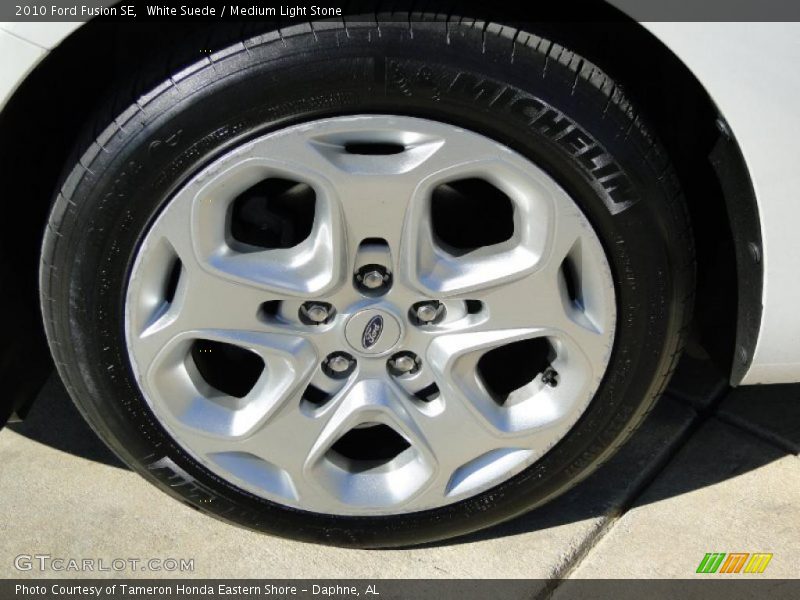 White Suede / Medium Light Stone 2010 Ford Fusion SE