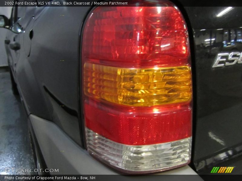Black Clearcoat / Medium Parchment 2002 Ford Escape XLS V6 4WD