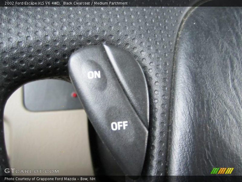 Black Clearcoat / Medium Parchment 2002 Ford Escape XLS V6 4WD