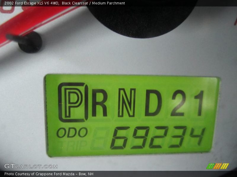 Black Clearcoat / Medium Parchment 2002 Ford Escape XLS V6 4WD
