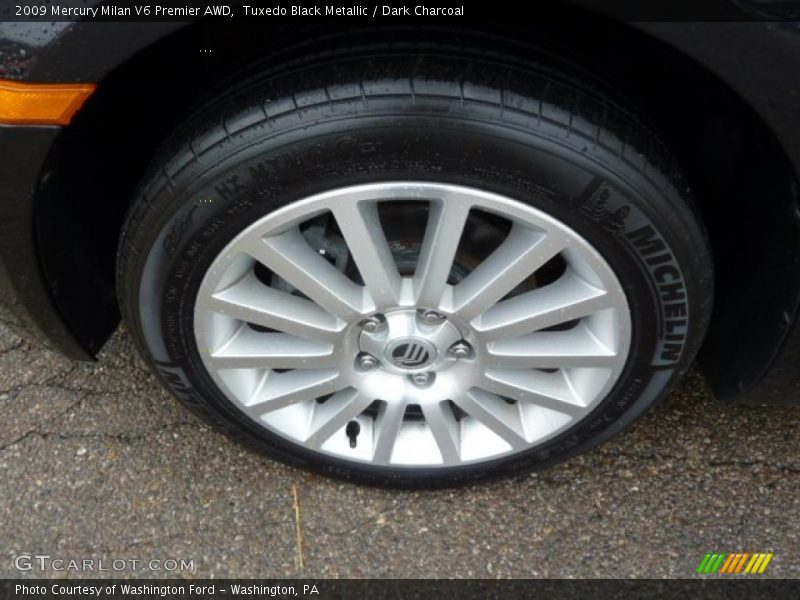 Tuxedo Black Metallic / Dark Charcoal 2009 Mercury Milan V6 Premier AWD