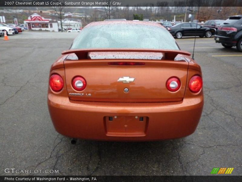 Sunburst Orange Metallic / Gray 2007 Chevrolet Cobalt LS Coupe