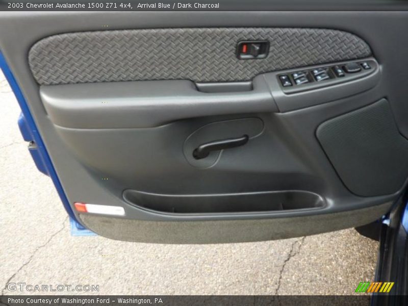 Arrival Blue / Dark Charcoal 2003 Chevrolet Avalanche 1500 Z71 4x4