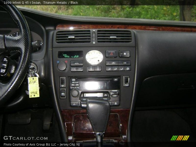 Controls of 1999 Q 45 t Sedan