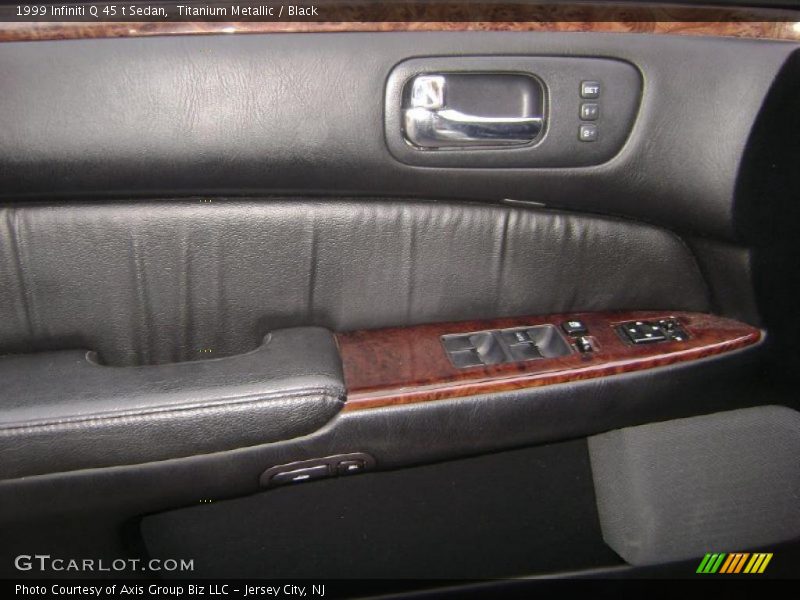 Door Panel of 1999 Q 45 t Sedan
